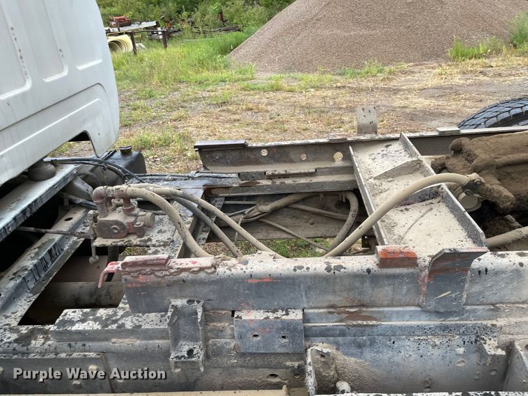 image for item MU9070 1984 Chevrolet 70  dump truck