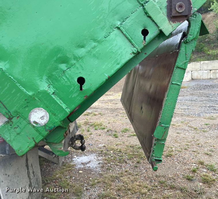 image for item MU9070 1984 Chevrolet 70  dump truck