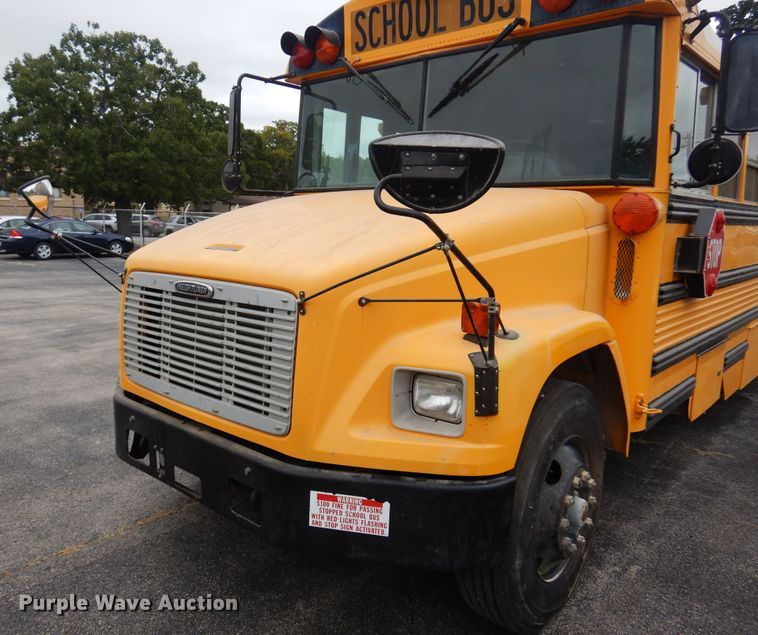 image for item DB7902 2001 Freightliner FS65  school bus