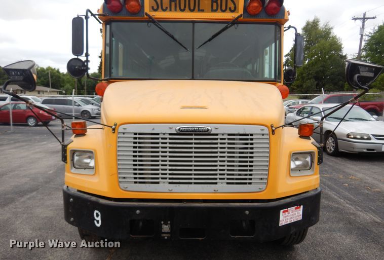image for item DB7902 2001 Freightliner FS65  school bus