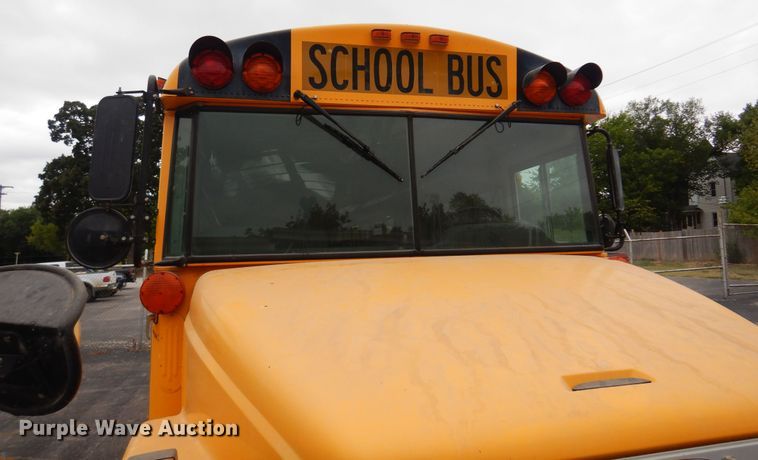 image for item DB7902 2001 Freightliner FS65  school bus
