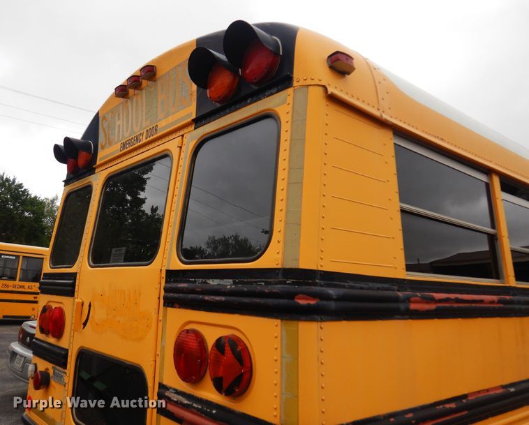 image for item DB7902 2001 Freightliner FS65  school bus