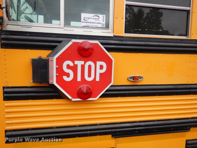 image for item DB7902 2001 Freightliner FS65  school bus