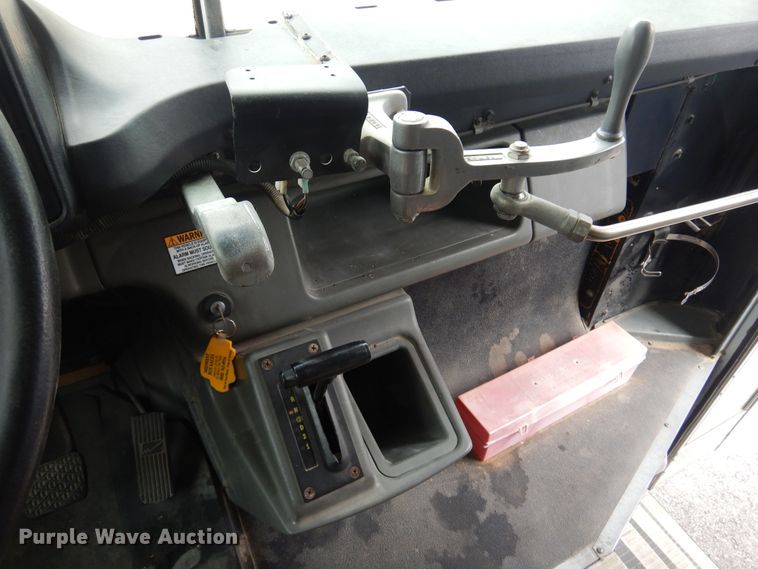 image for item DB7902 2001 Freightliner FS65  school bus