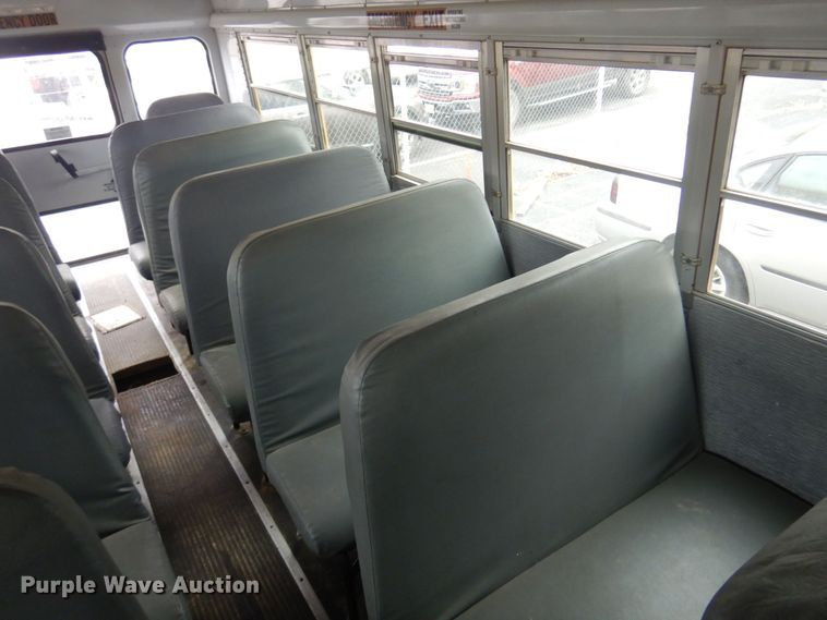 image for item DB7902 2001 Freightliner FS65  school bus