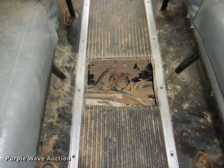 image for item DB7902 2001 Freightliner FS65  school bus