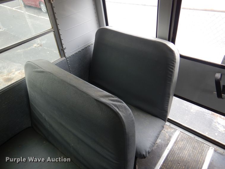 image for item DB7902 2001 Freightliner FS65  school bus