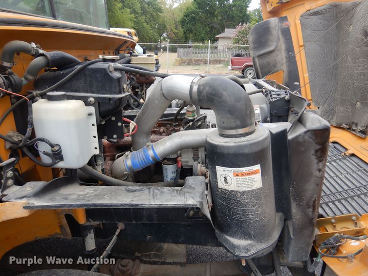 image for item DB7902 2001 Freightliner FS65  school bus