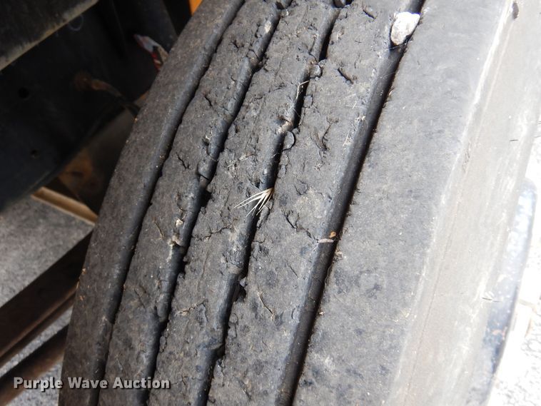 image for item DB7902 2001 Freightliner FS65  school bus