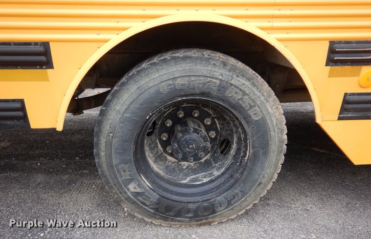 image for item DB7902 2001 Freightliner FS65  school bus