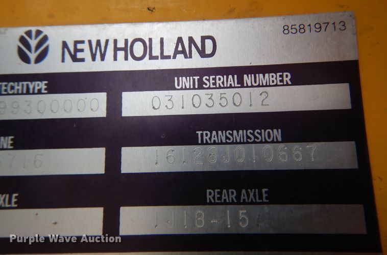 image for item DB7923 2002 New Holland LB75B  backhoe