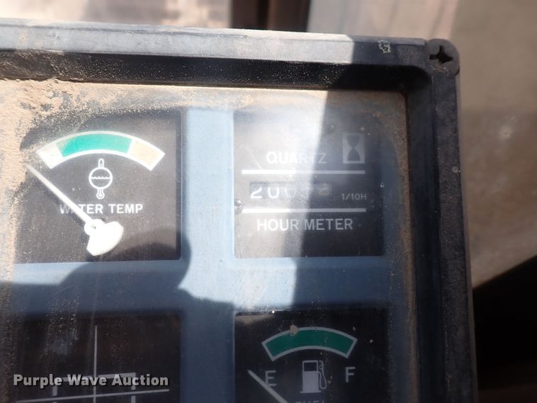 image for item DF5032 1985 John Deere 490  excavator