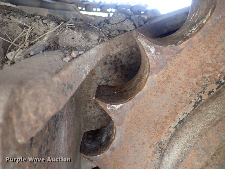 image for item DF5032 1985 John Deere 490  excavator