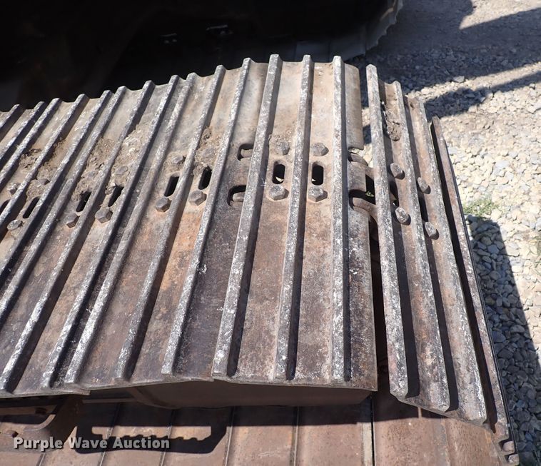 image for item DF5032 1985 John Deere 490  excavator