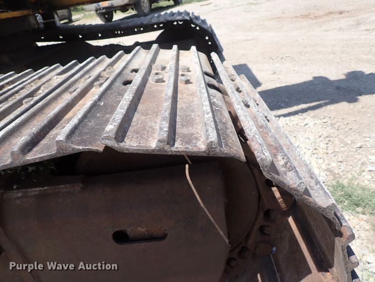 image for item DF5032 1985 John Deere 490  excavator