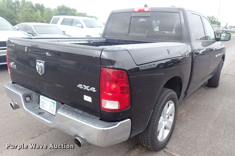 image for item DG2669 2011 Dodge Ram 1500  Crew Cab pickup truck