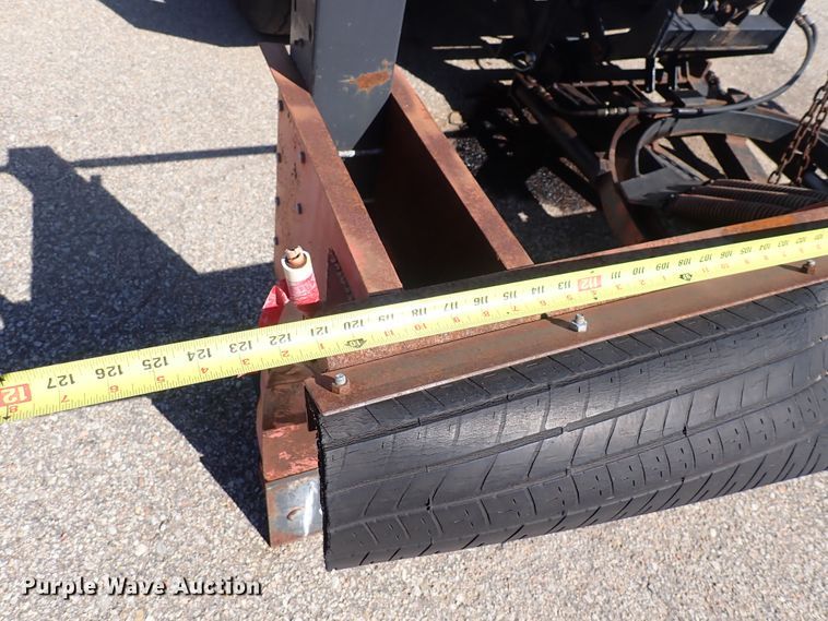 image for item DG2684 1999 International 4900  dump truck