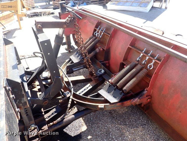 image for item DG2684 1999 International 4900  dump truck