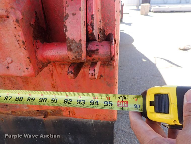 image for item DG2684 1999 International 4900  dump truck