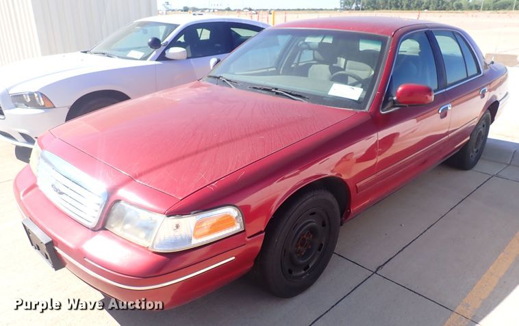 image for item DG2689 2003 Ford Crown Victoria Police Interceptor