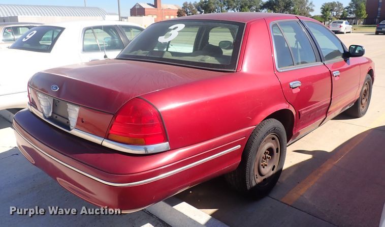 image for item DG2689 2003 Ford Crown Victoria Police Interceptor