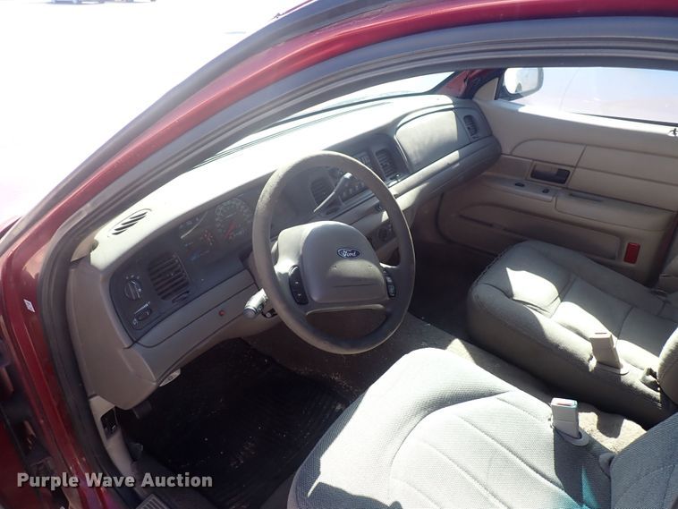 image for item DG2689 2003 Ford Crown Victoria Police Interceptor