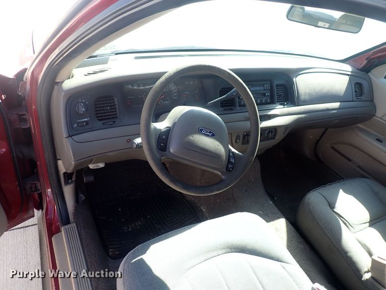 image for item DG2689 2003 Ford Crown Victoria Police Interceptor