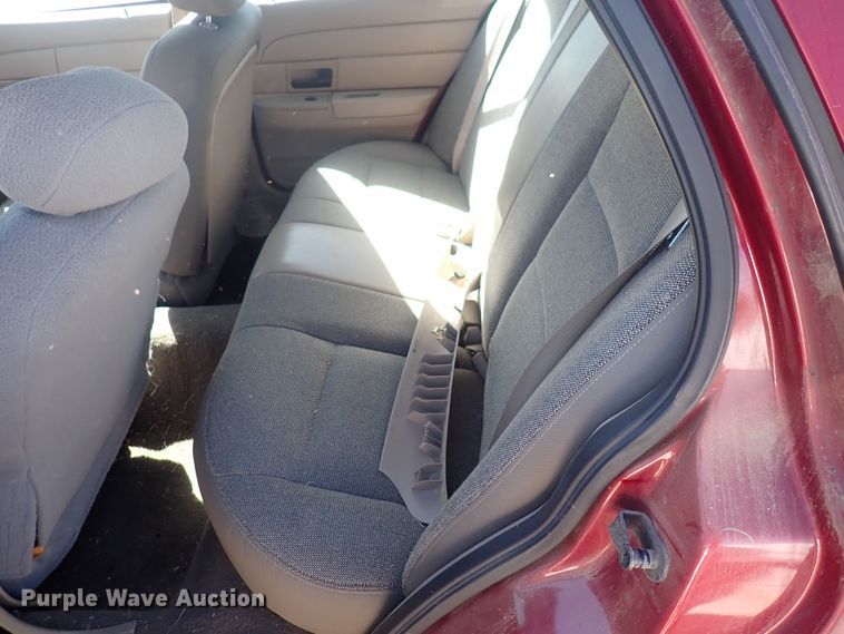 image for item DG2689 2003 Ford Crown Victoria Police Interceptor