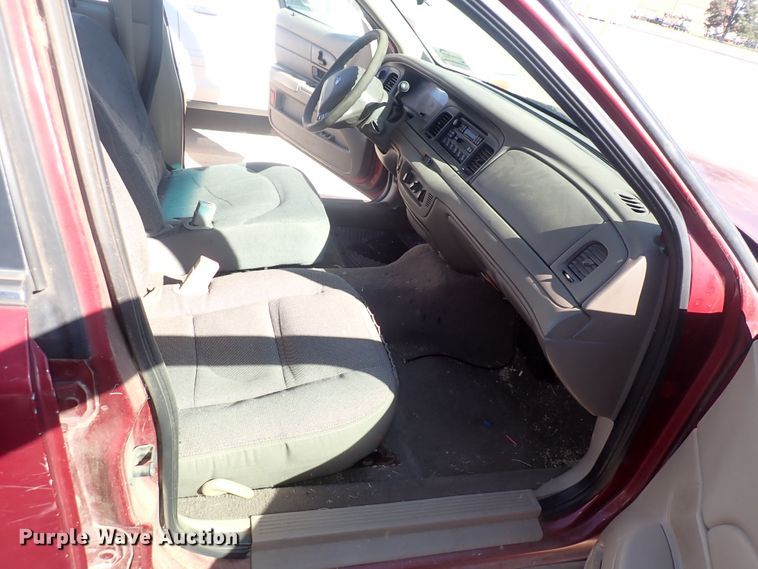 image for item DG2689 2003 Ford Crown Victoria Police Interceptor