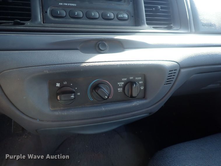 image for item DG2690 2000 Ford Crown Victoria Police Interceptor