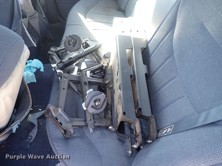 image for item DG2690 2000 Ford Crown Victoria Police Interceptor