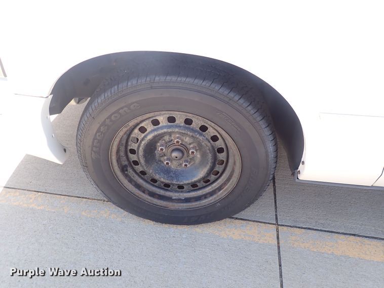 image for item DG2690 2000 Ford Crown Victoria Police Interceptor