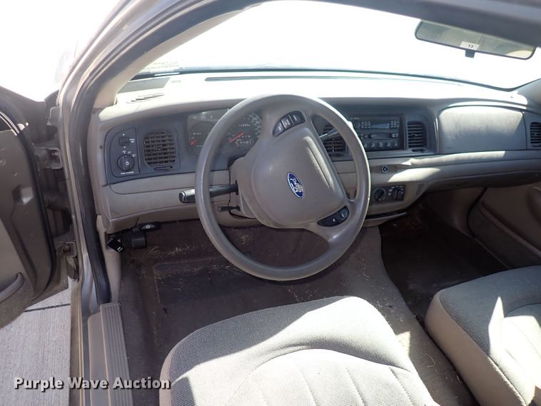 image for item DG2691 2001 Ford Crown Victoria Police Interceptor