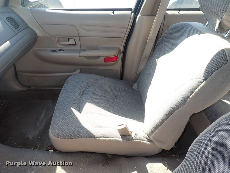 image for item DG2691 2001 Ford Crown Victoria Police Interceptor