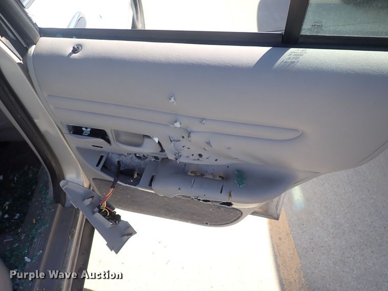 image for item DG2692 2001 Ford Crown Victoria Police Interceptor