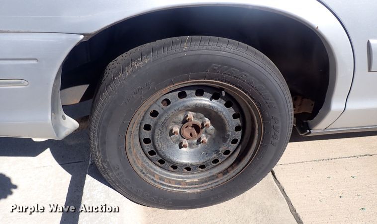 image for item DG2692 2001 Ford Crown Victoria Police Interceptor