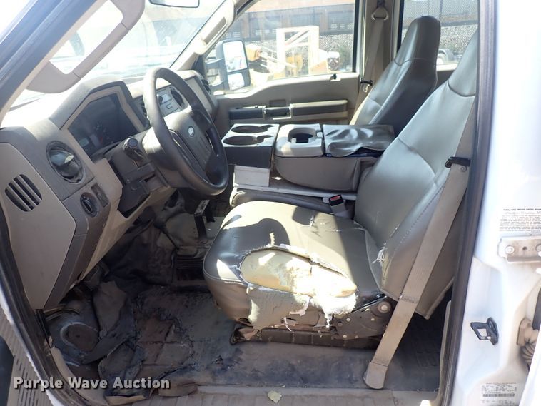 image for item DG5338 2008 Ford F550 Super Duty  flatbed truck