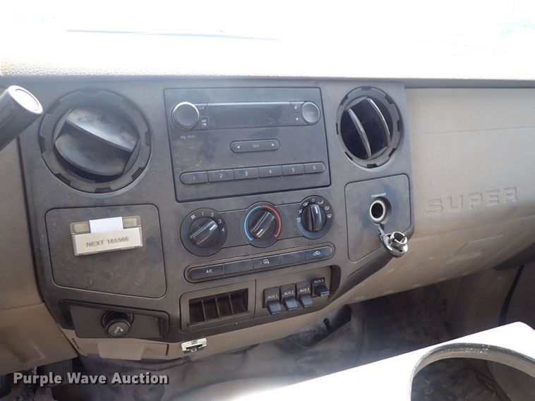 image for item DG5338 2008 Ford F550 Super Duty  flatbed truck