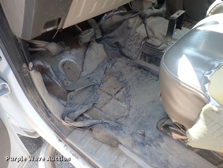 image for item DG5338 2008 Ford F550 Super Duty  flatbed truck