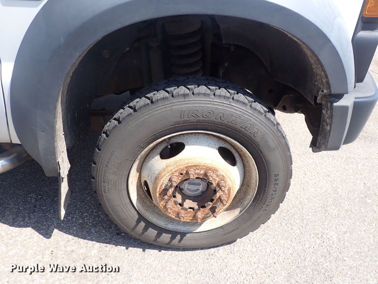 image for item DG5338 2008 Ford F550 Super Duty  flatbed truck