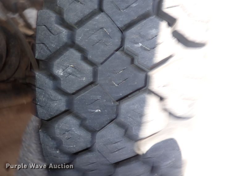 image for item DG5338 2008 Ford F550 Super Duty  flatbed truck