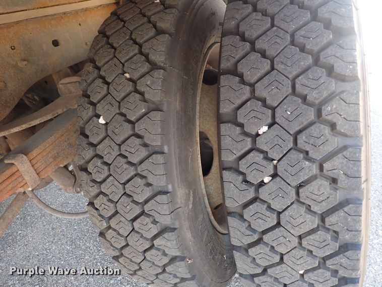 image for item DG5338 2008 Ford F550 Super Duty  flatbed truck