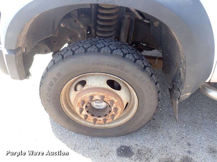 image for item DG5338 2008 Ford F550 Super Duty  flatbed truck