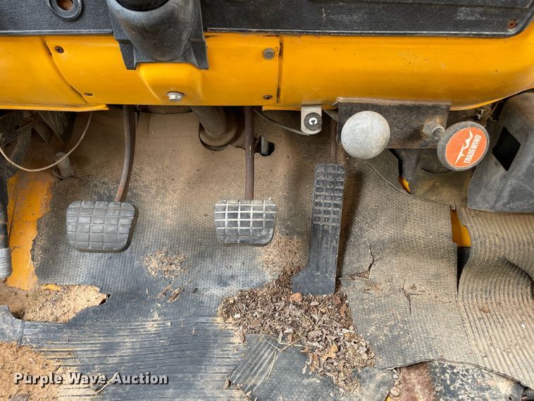 image for item DJ5211 1975 GMC 6000  flatbed truck