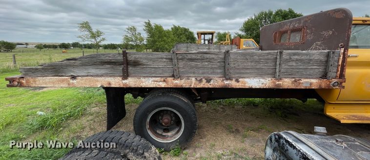 image for item DJ5212 1965 Chevrolet C60  flatbed truck