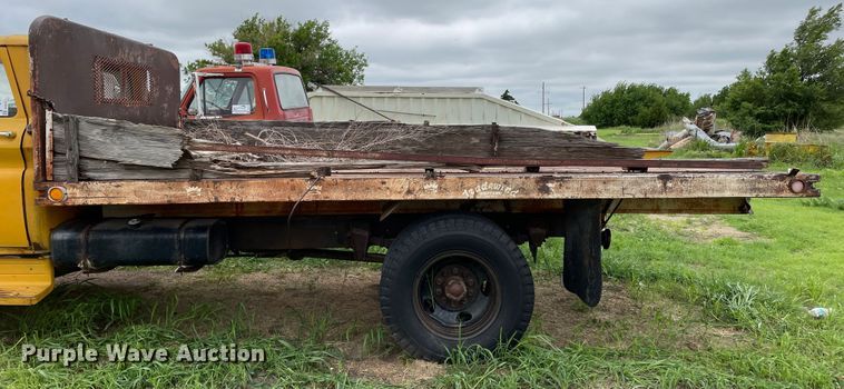 image for item DJ5212 1965 Chevrolet C60  flatbed truck