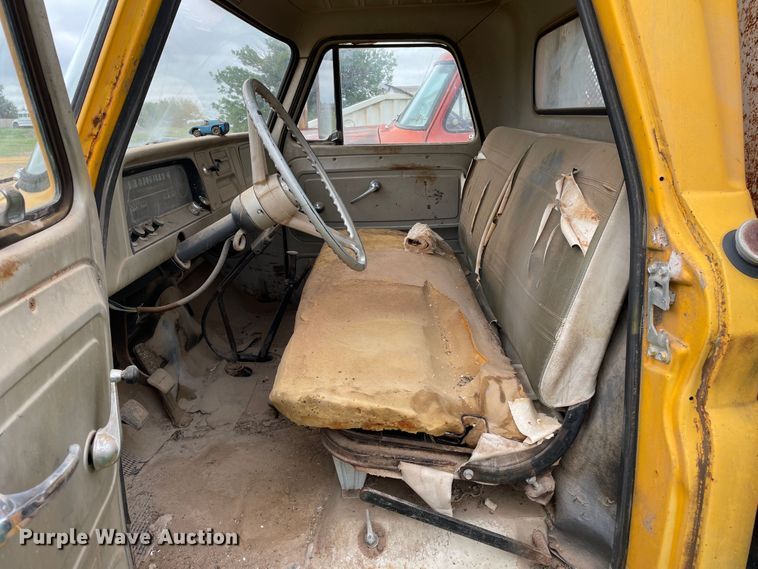 image for item DJ5212 1965 Chevrolet C60  flatbed truck