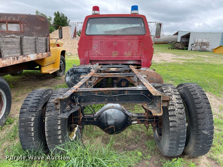 image for item DJ5213 1978 Ford F600  truck cab and chassis