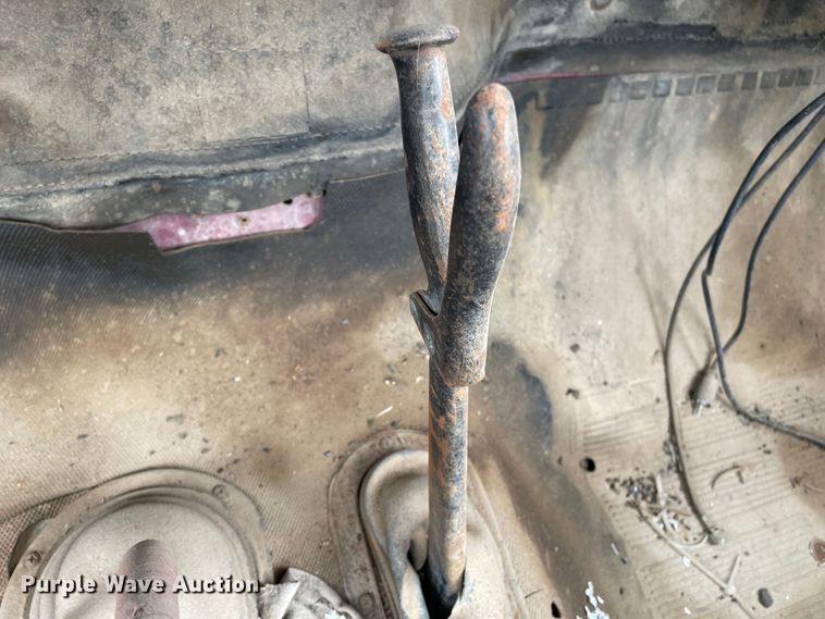 image for item DJ5213 1978 Ford F600  truck cab and chassis