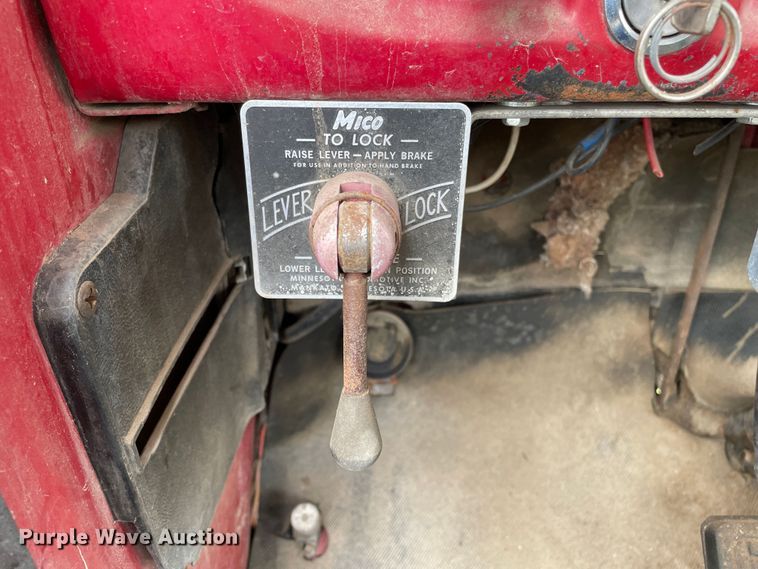 image for item DJ5213 1978 Ford F600  truck cab and chassis